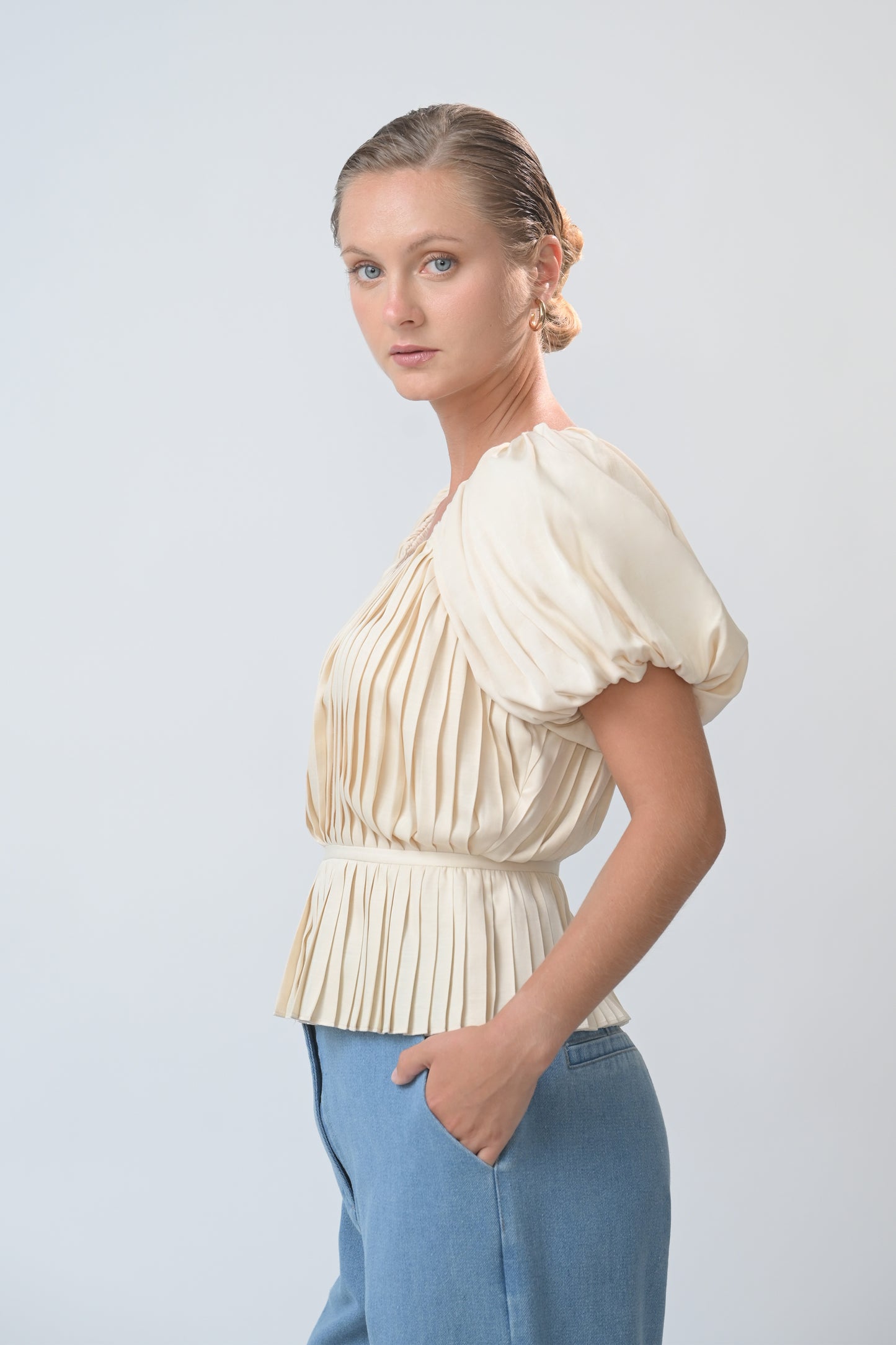 RAF Berlin Short Sleeve Top (Off-white)