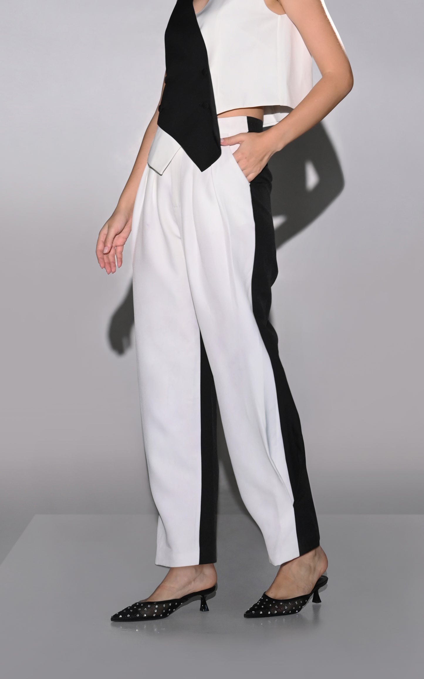 RAF Hills Pants (White/Black)