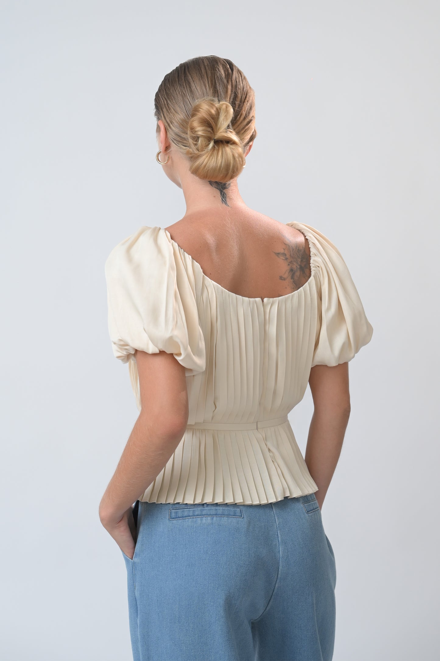 RAF Berlin Short Sleeve Top (Off-white)