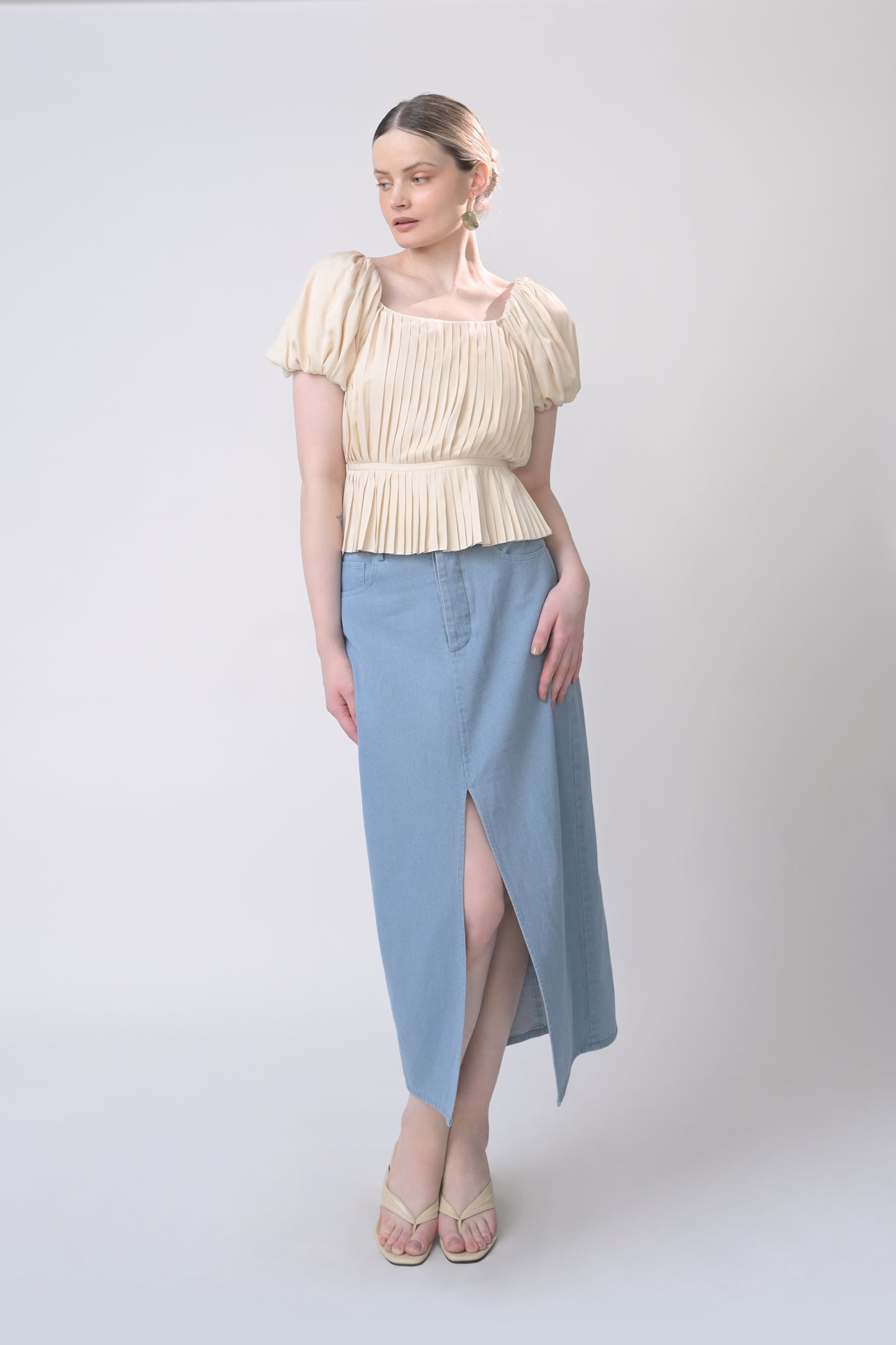 RAF Berlin Short Sleeve Top (Off-white)