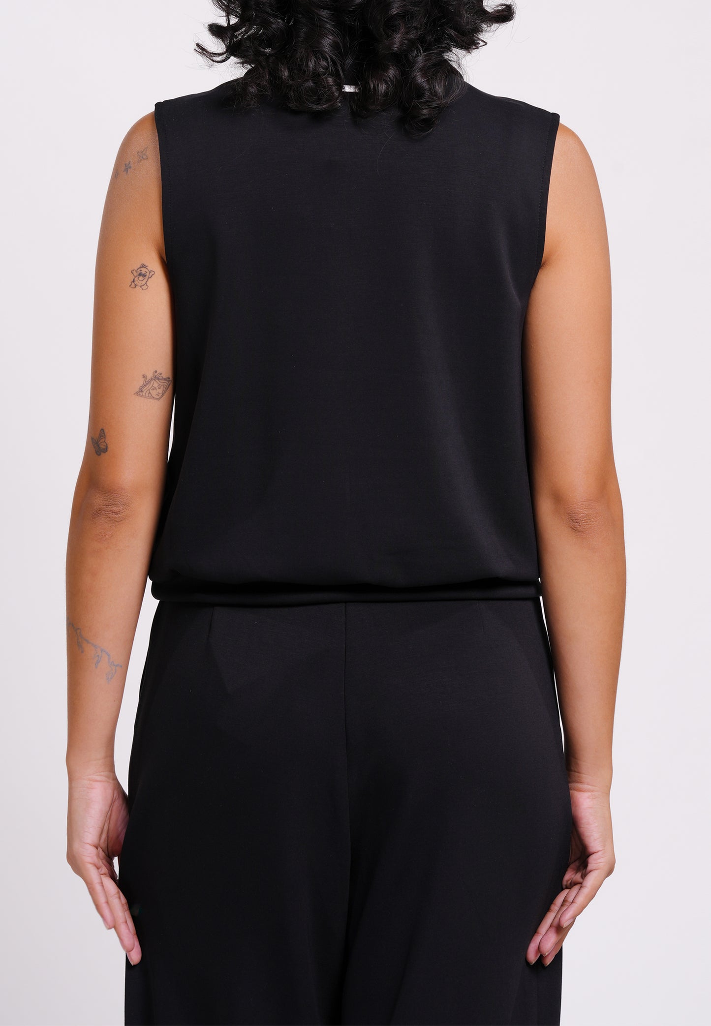 RAF New Sleeveless Top(Black)