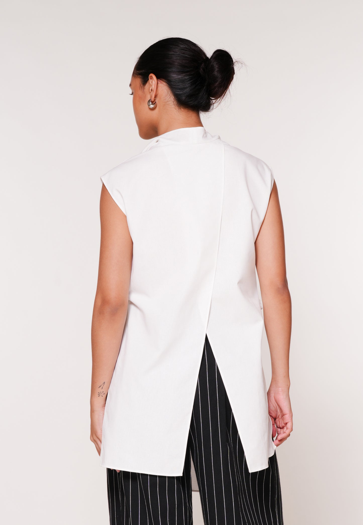 Raf Kite Sleeveless Top (Offwhite)