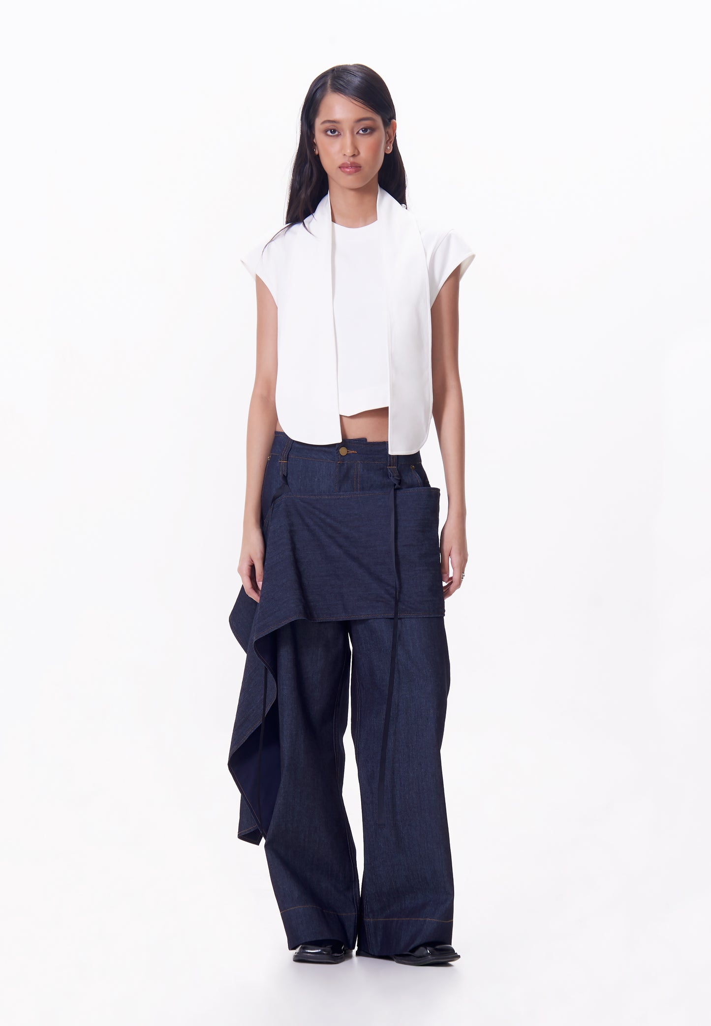 R.A.F. X nicolò  NP009 Sleeveless Top (White)