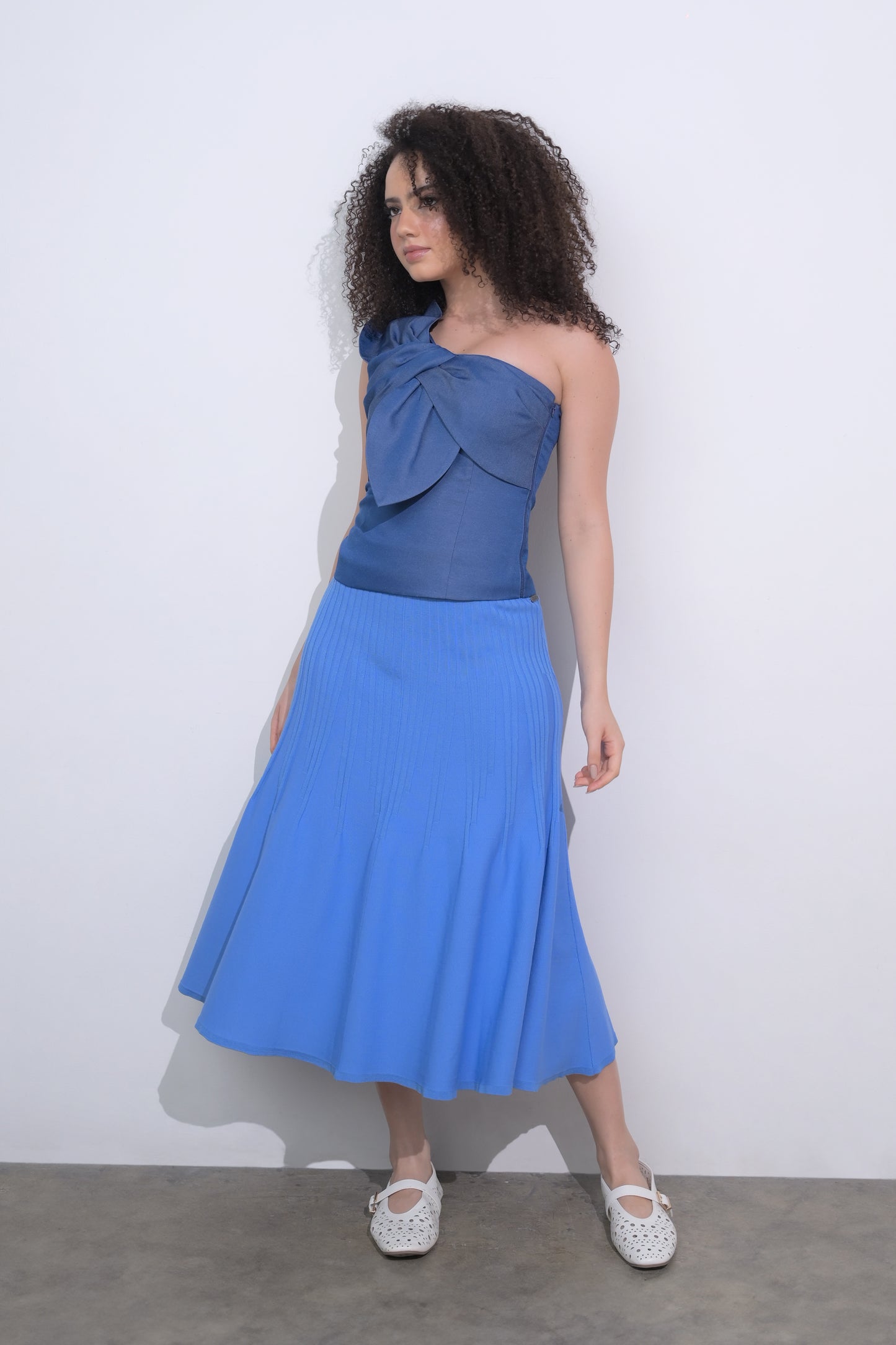 RAF Eleven Sleeveless Asymmetric Top (Blue)