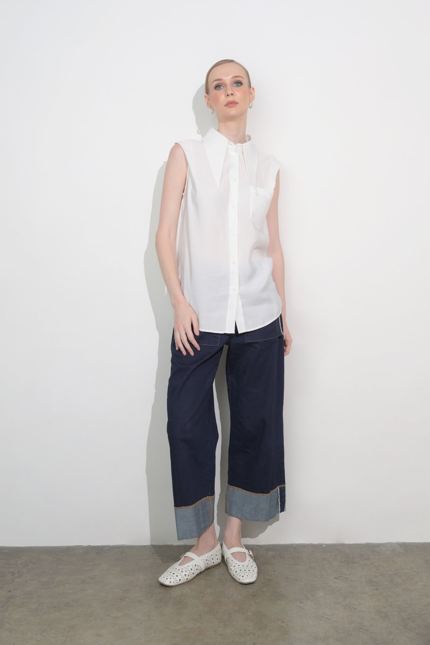 RAF Foam Sleeveless Top (Offwhite)