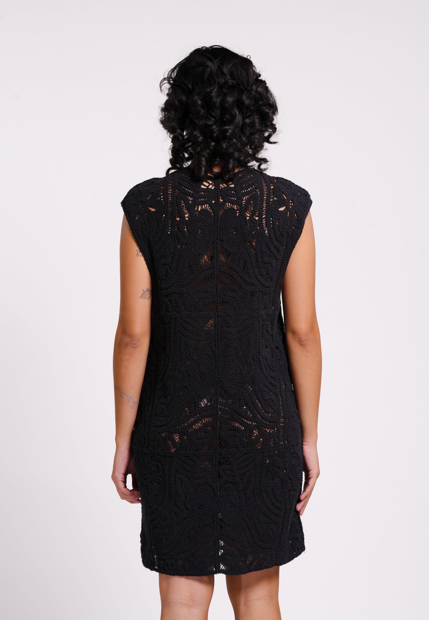 Raf Koa Sleeveless Dress  (Black)