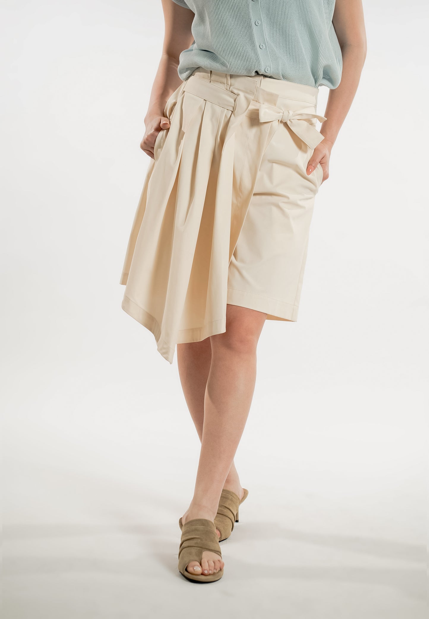 RAF Lazy Shorts  (Cream)