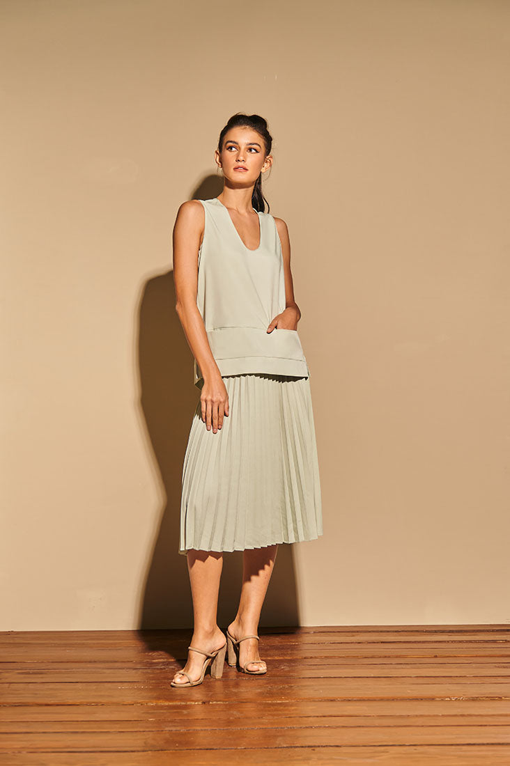 RAF Icon Sleeveless (Sage Green)