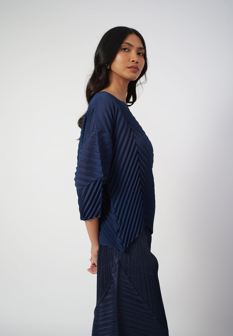 RAF Ilona Quarter Sleeve Top (Navy)